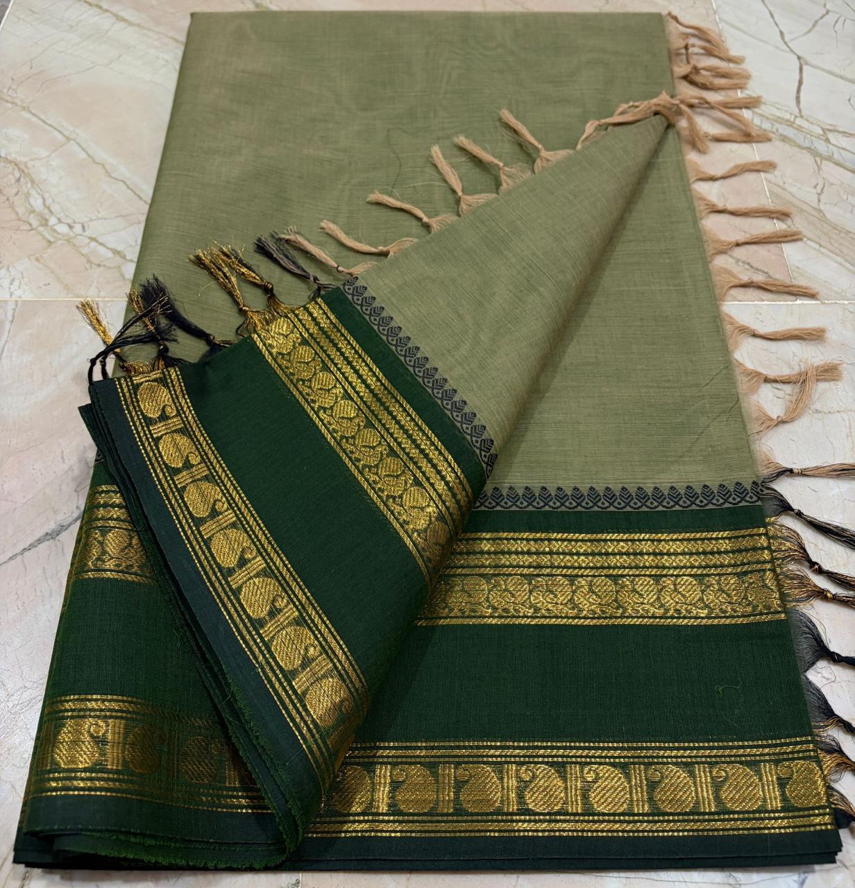 Traditional Kanchi Cotton Saree with Elegant Border